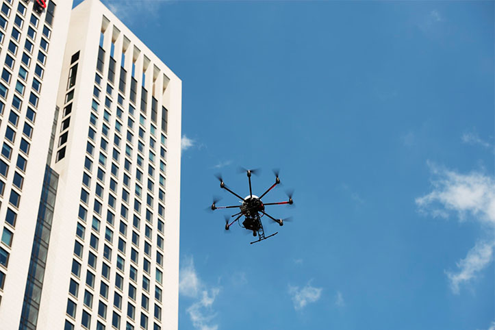 ドローン未経験者でもすぐに手に職がつく！